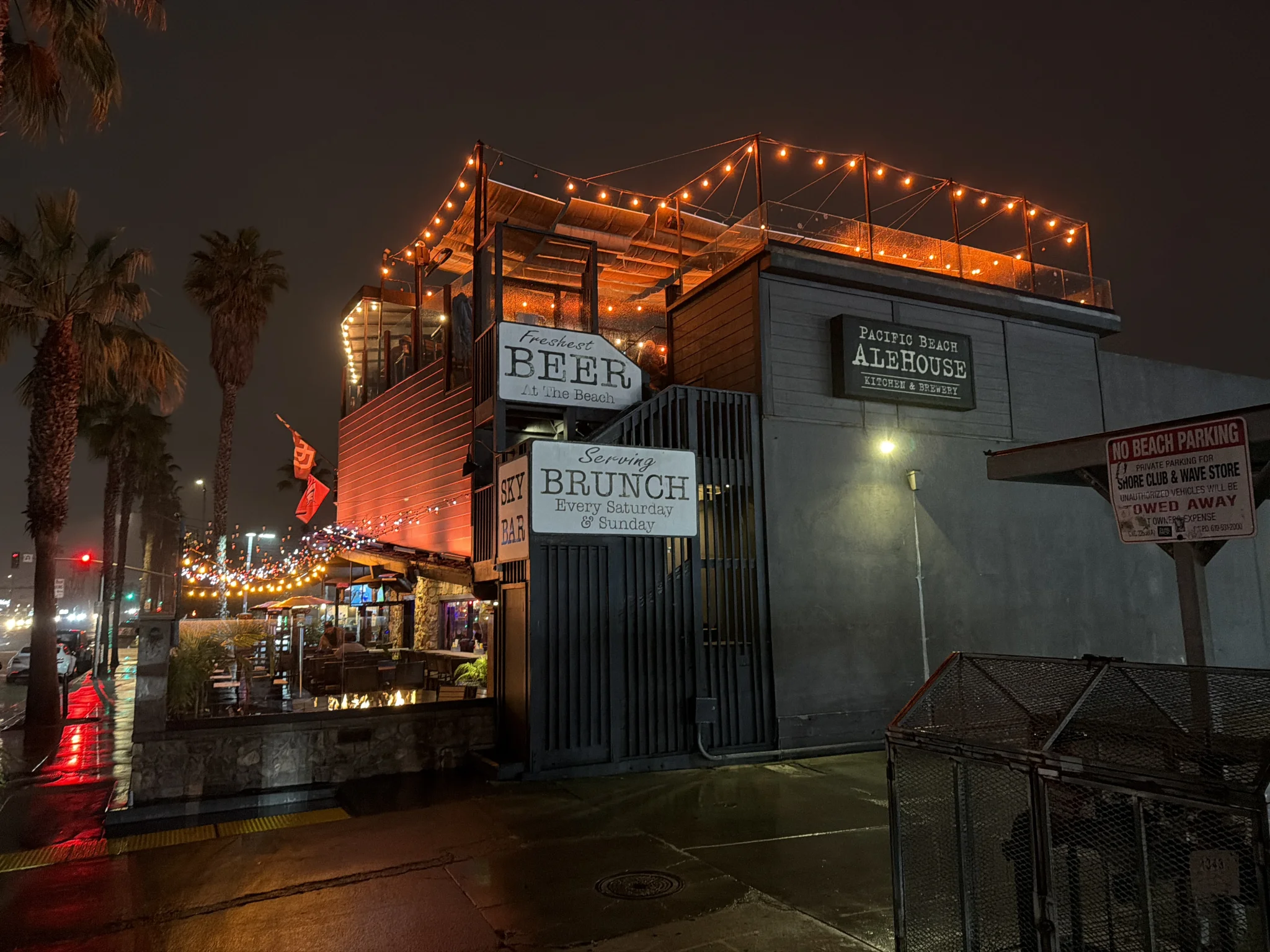 Pacific Beach AleHouse - Happy Hour in Pacific Beach