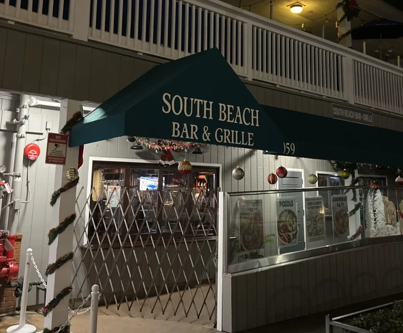 South Beach Bar & Grille - Happy Hour in Ocean Beach